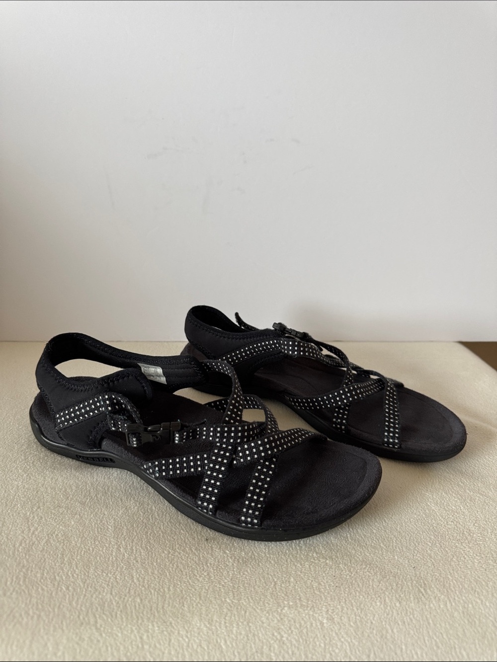 Merrell sandals - Picture 3 of 10